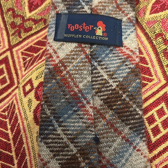 Rooster Ruffler Collection Tie - Picture 2 of 2